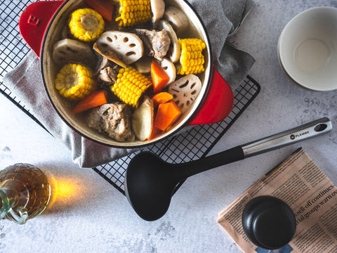 蓮藕玉米燉排骨湯(食譜影片)  |  Chinese Pork Rib Soup with Lotus Root and Corn